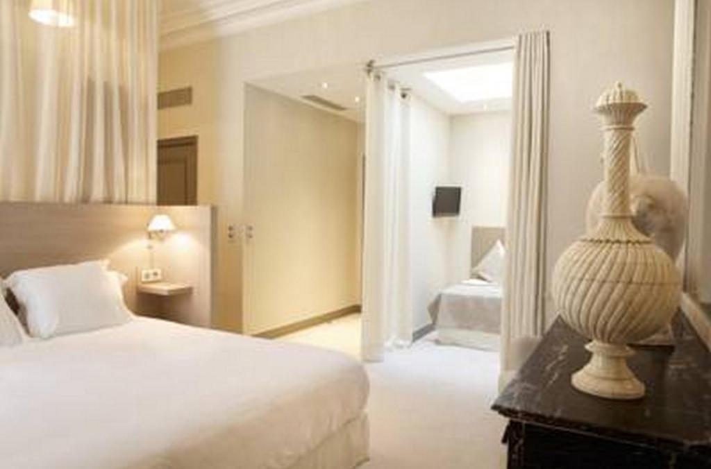 Готель Le Paris Singulier Номер фото